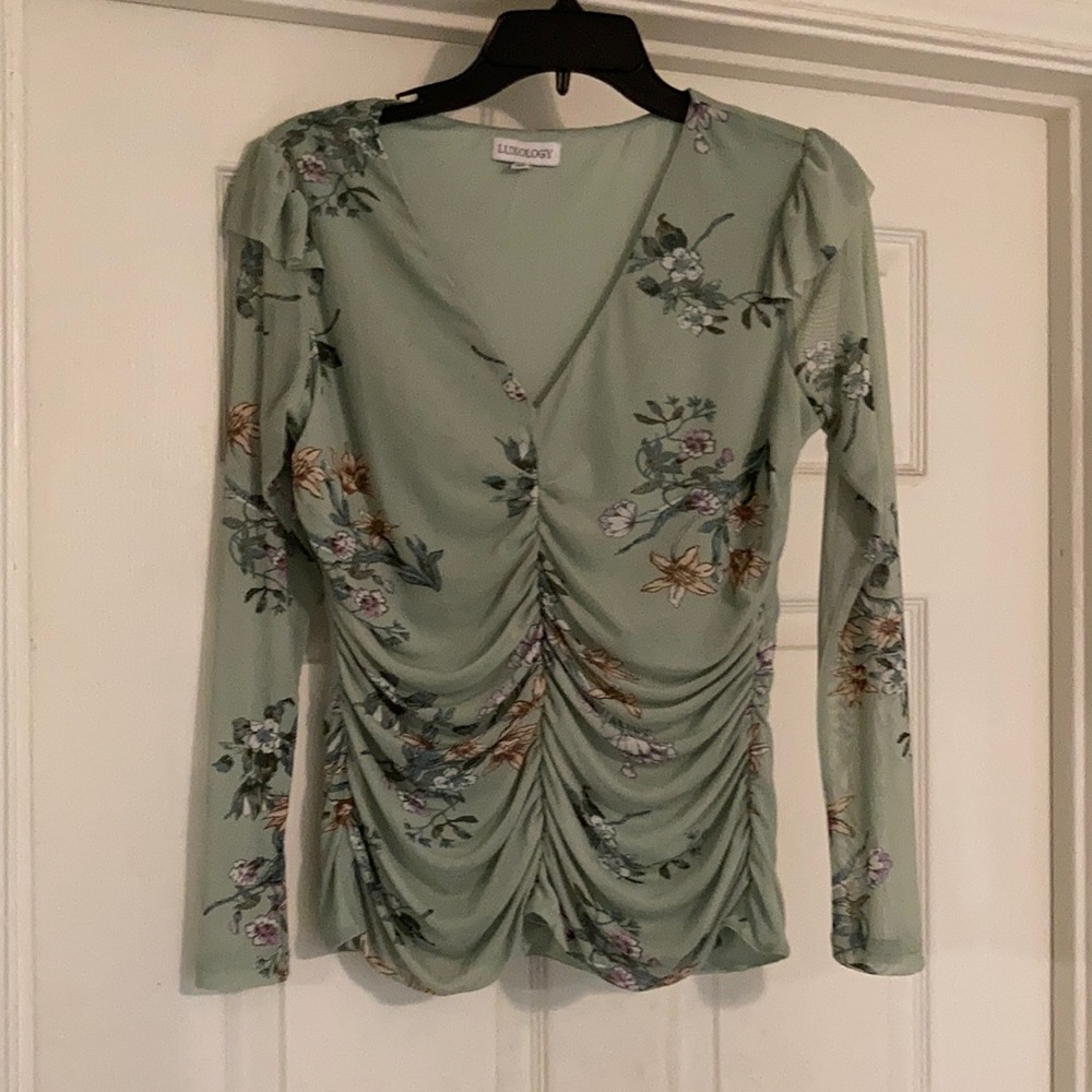 Luxology Women’s Size M Blouse